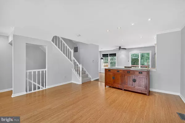 Alexandria, VA 22315,5302 RIDLEY CT