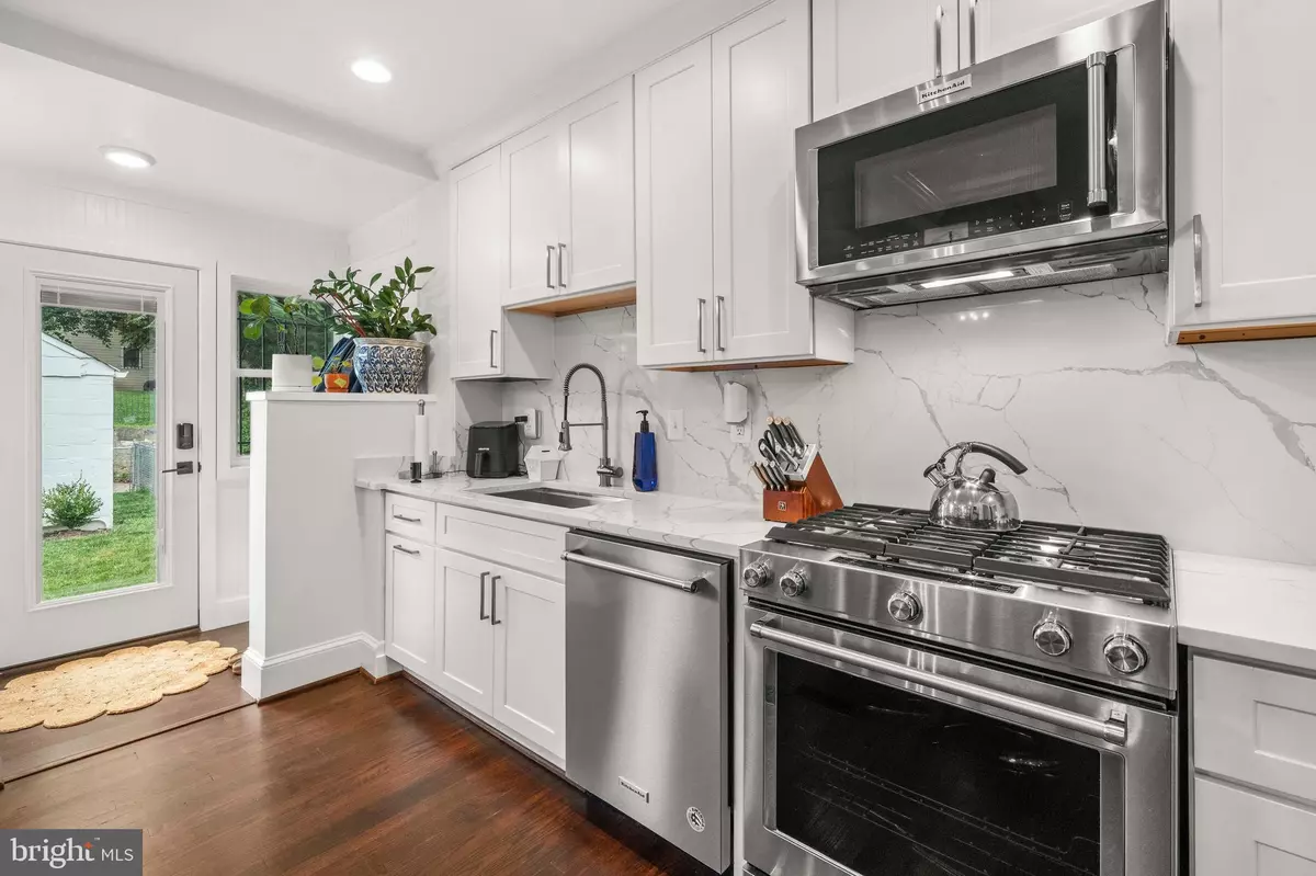 Washington, DC 20020,3918 S ST SE