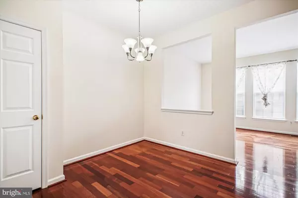 Lorton, VA 22079,7851 DOGUE INDIAN CIR