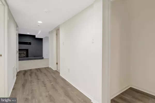 Springfield, VA 22152,8626 KERRY LN