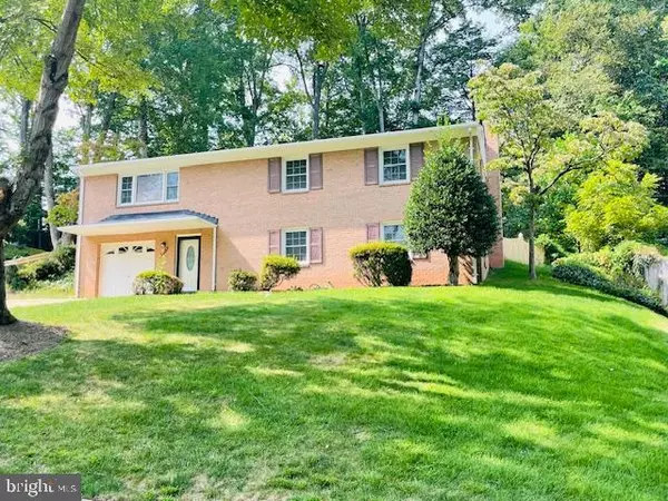 Springfield, VA 22152,8626 KERRY LN