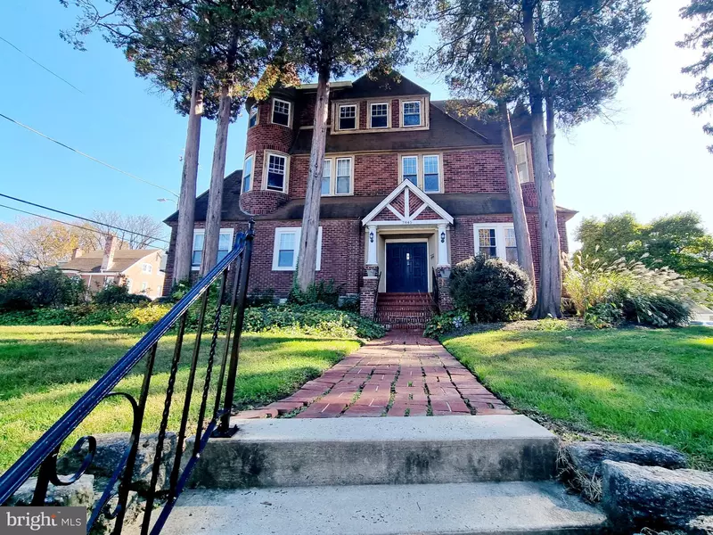 7845 MONTGOMERY AVE, Elkins Park, PA 19027
