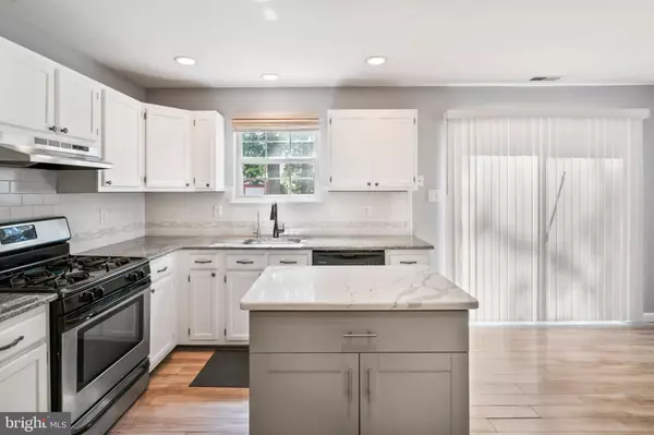 Atco, NJ 08004,4 BROMLEY CT