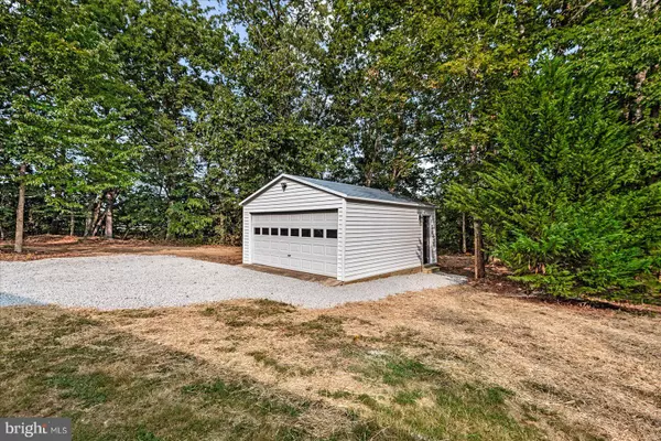 Culpeper, VA 22701,17515 LAKEMONT DR