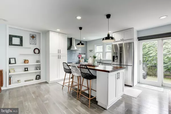 Derwood, MD 20855,42 CAPRICORN CT