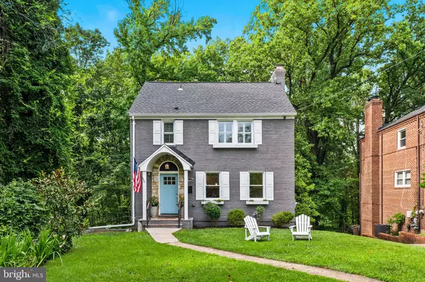3699 HIGHWOOD DR SE, Washington, DC 20020