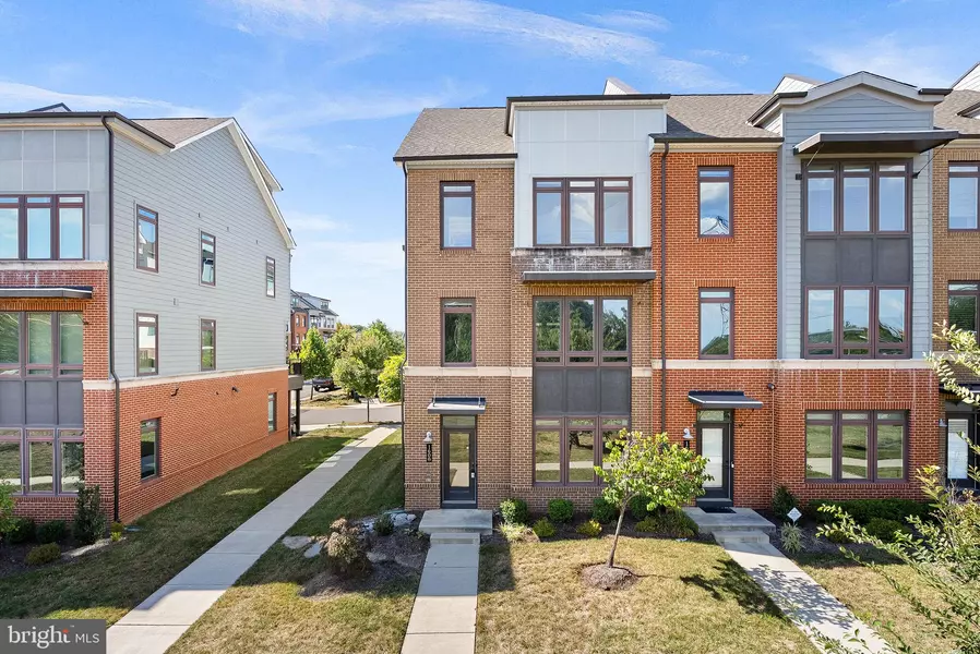 1608 ROCKY SHALE TER SE, Leesburg, VA 20175