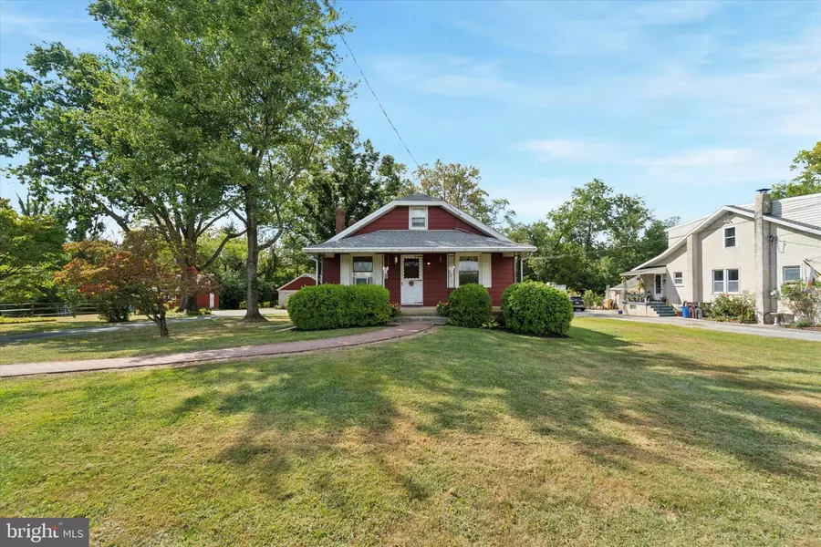 212 HILL CHURCH RD, Spring City, PA 19475