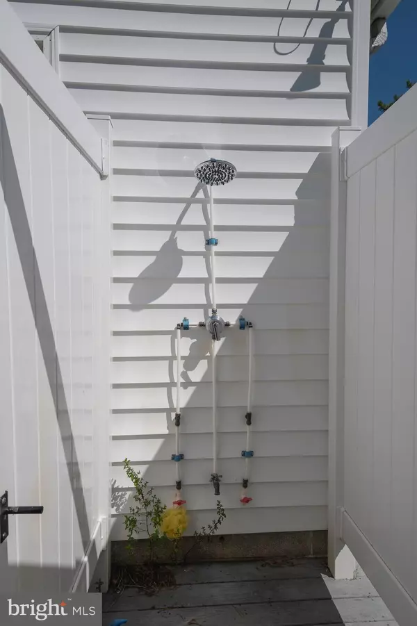 Lewes, DE 19958,4 CLAYTON AVE