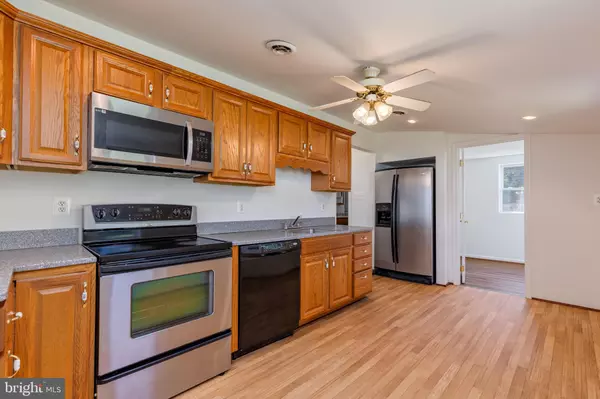 Severn, MD 21144,1852 CEDAR DR