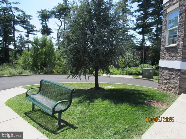 Philadelphia, PA 19111,300 TYLER CT #412