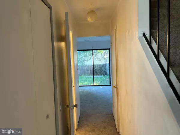 Gwynn Oak, MD 21207,6404 WOODGREEN CIR
