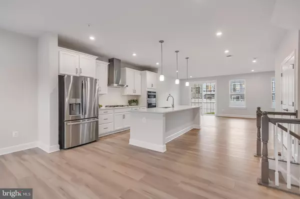 Upper Marlboro, MD 20772,10835 FOXTROT CIR