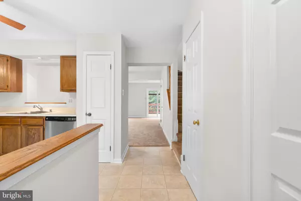 Arbutus, MD 21227,7 INGATE TER #4204