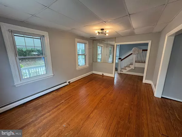 Wayne, PA 19087,976 UPPER GULPH RD