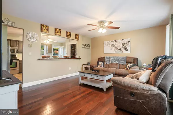 East Earl, PA 17519,1220 SHETLAND CIR