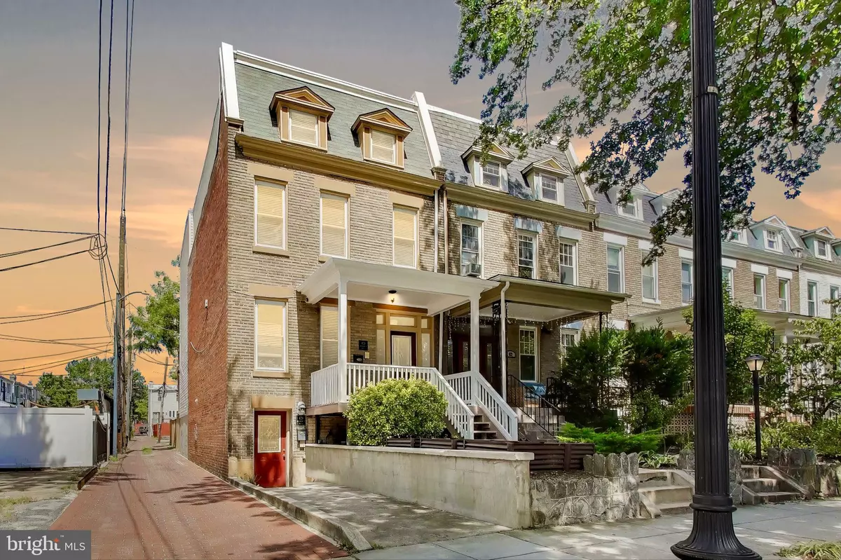 Washington, DC 20011,429 SHEPHERD ST NW #1