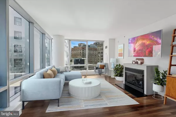 Philadelphia, PA 19102,1414 S PENN SQ #18B