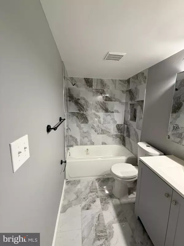 Baltimore, MD 21217,504 MCMECHEN ST