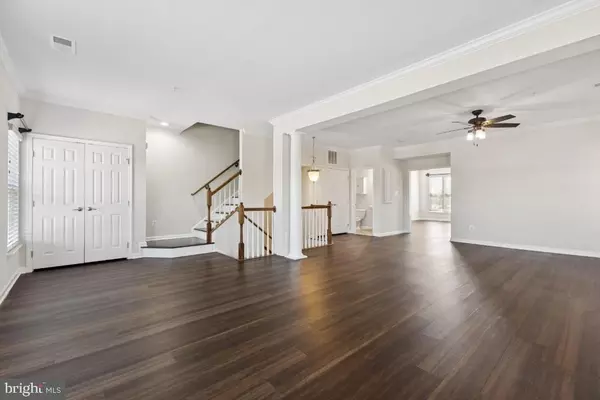 Manassas, VA 20110,9523 CENTER ST