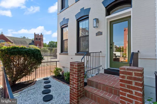 Washington, DC 20001,116 THOMAS ST NW