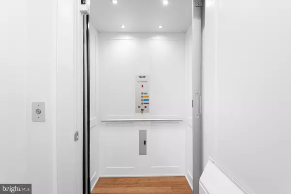 Bethesda, MD 20816,5117 WILLET BRIDGE RD