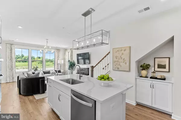 Ashburn, VA 20147,5 SEPIA SQ #MO