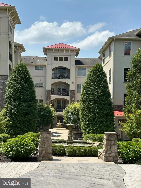 226 CORNERSTONE DR #226, Newtown Square, PA 19073