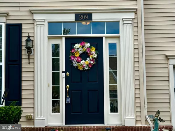 Martinsburg, WV 25403,209 DARDEN CT W