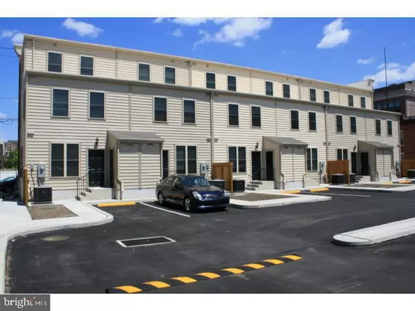 Philadelphia, PA 19147,745 S 13TH ST