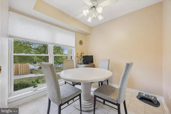 Philadelphia, PA 19128,275 SHAWMONT AVE #E