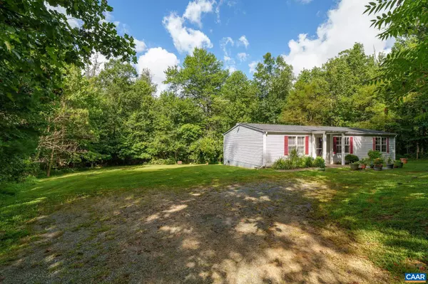 Stanardsville, VA 22973,461 FORDHAM LN