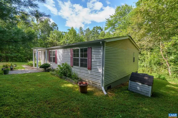Stanardsville, VA 22973,461 FORDHAM LN