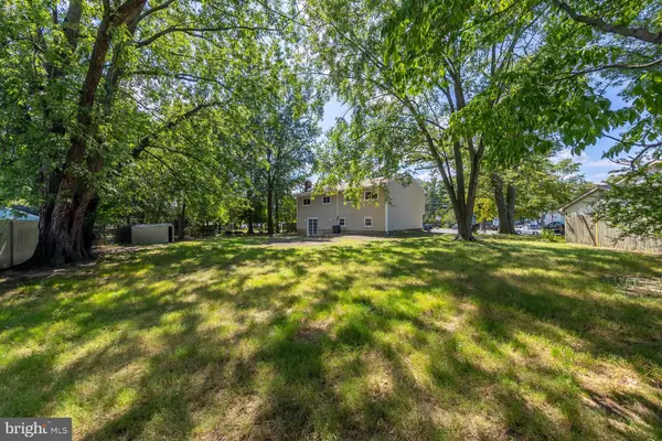 West Deptford, NJ 08096,366 PIXLEY PL