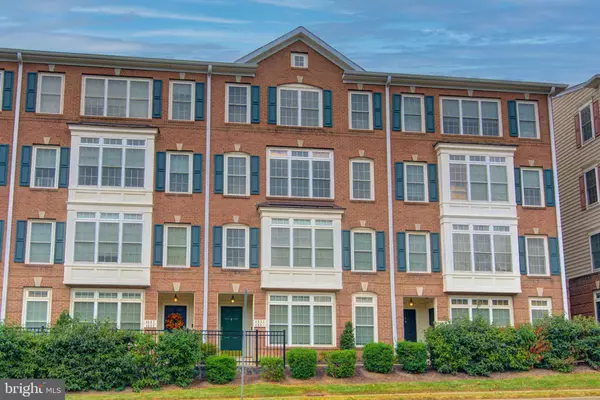 Fairfax, VA 22030,4683 EGGLESTON TER #232
