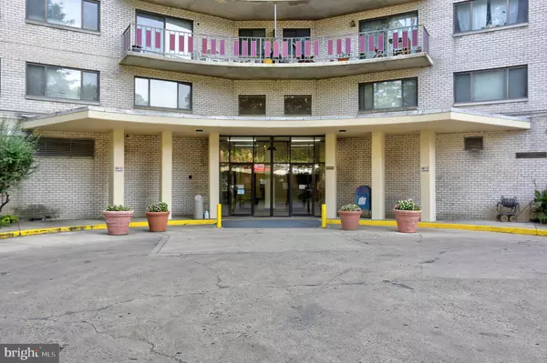 Silver Spring, MD 20903,8830 PINEY BRANCH RD #401