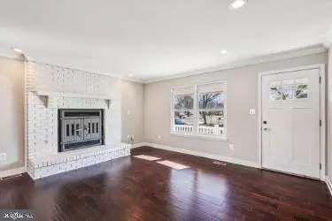 Glen Burnie, MD 21061,898 BRIGHTON PL