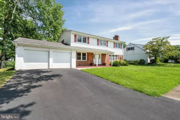 Wilmington, DE 19810,4 MALVERN CT