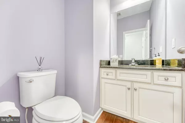 Skillman, NJ 08558,82 AUTUMN LN