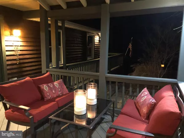 Basye, VA 22810,42 PEARL PL