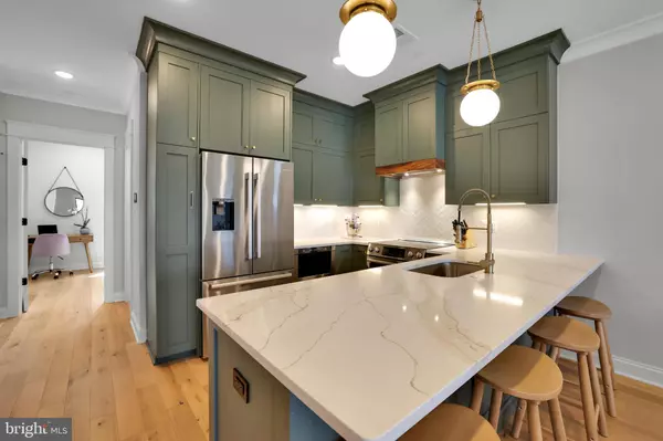 Washington, DC 20002,217 16TH ST NE #7