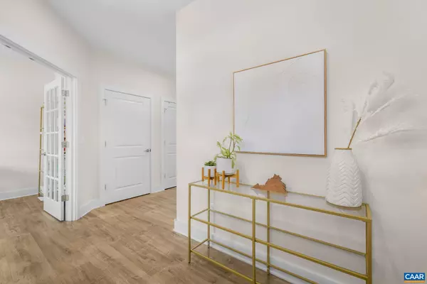 Charlottesville, VA 22911,1084 DELPHI LN