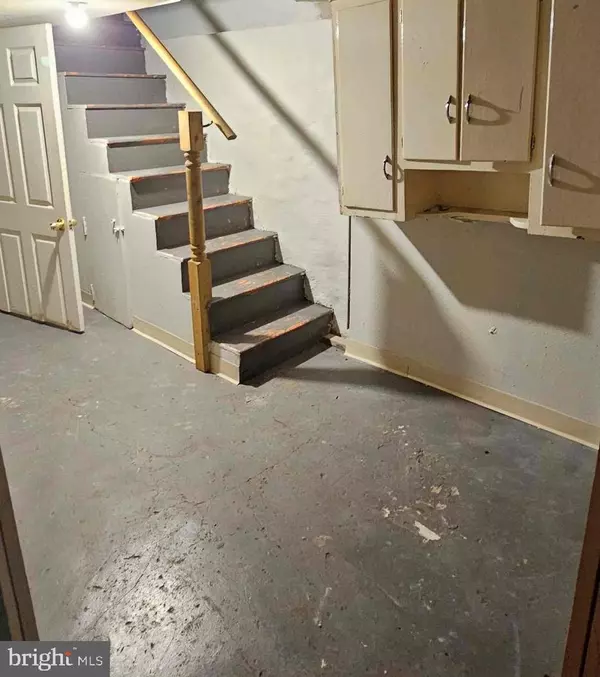 Philadelphia, PA 19120,164 W CLARKSON AVE