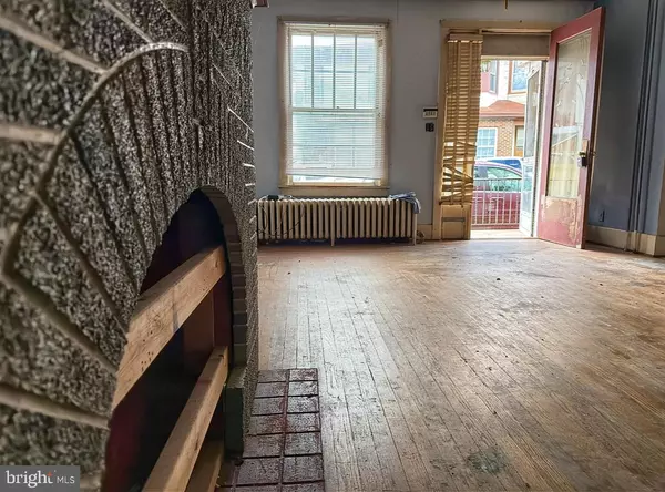 Shamokin, PA 17872,115 MARSHALL ST N