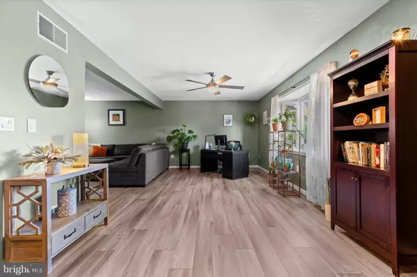 Harrisburg, PA 17110,3845 N SARAYO CIR