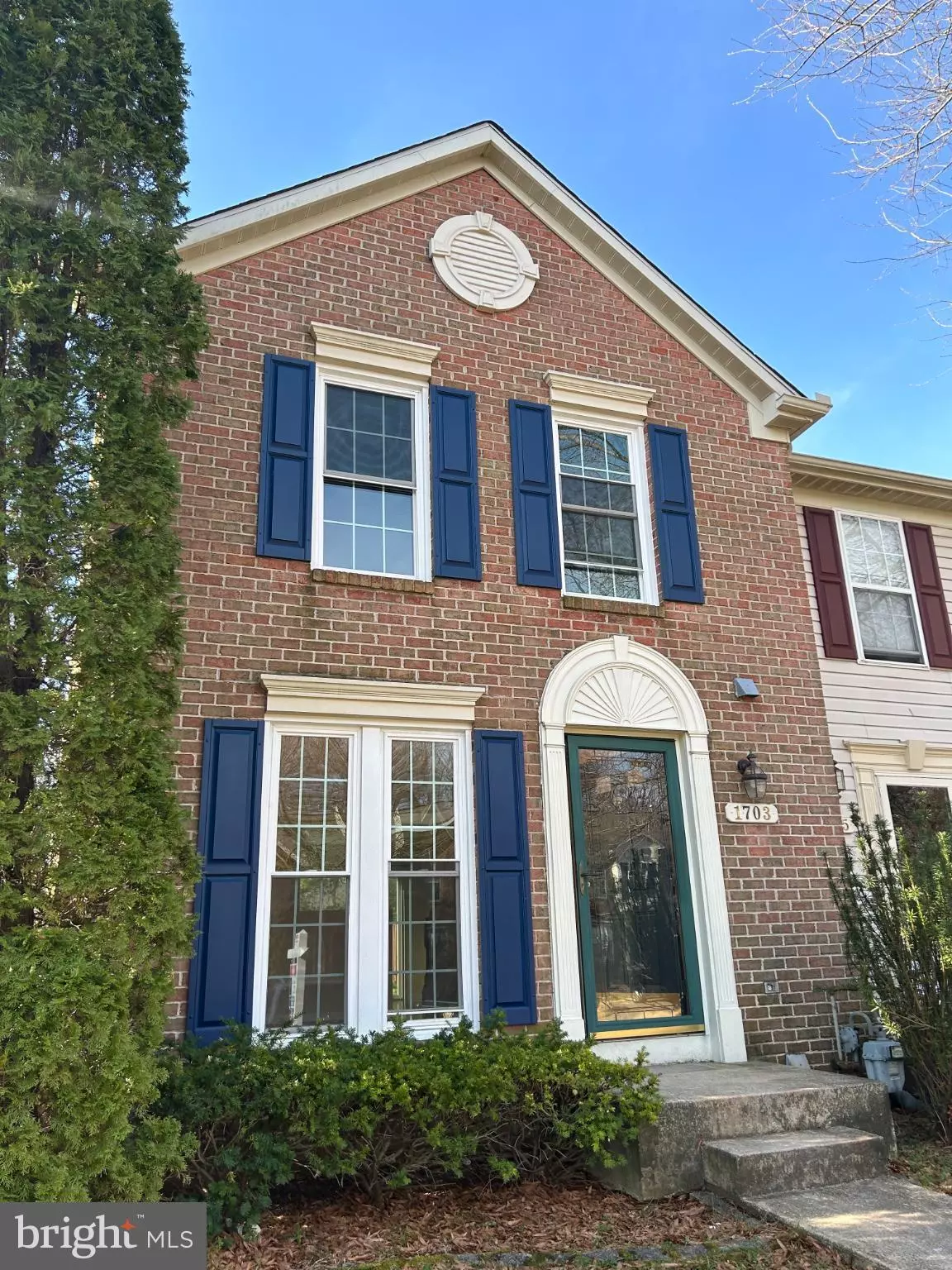 Odenton, MD 21113,1703 BLUFFS ISLAND CT