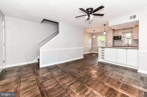 Arlington, VA 22204,3210 9TH ST S