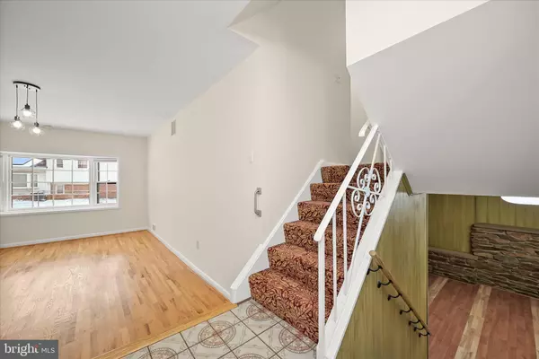 Rockville, MD 20854,11828 ENID DR