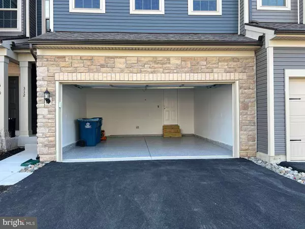 Glen Mills, PA 19342,312 MILTON STAMP DR