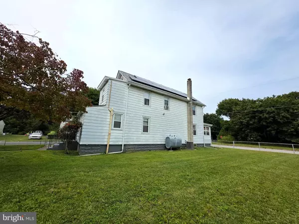 Salem, NJ 08079,72 ELM ST